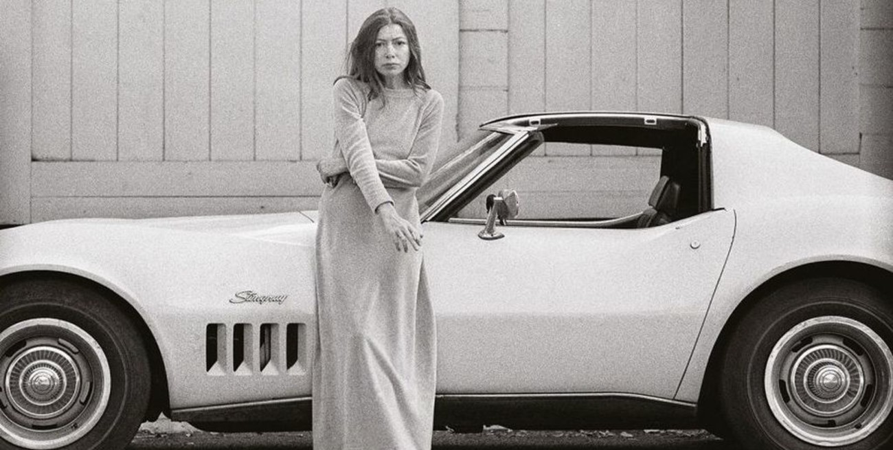 Quién era Joan Didion y por qué su muerte enluta al periodismo