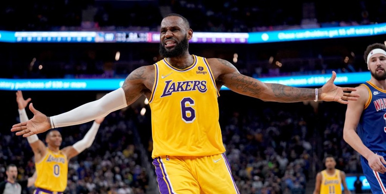 LeBron James se convirtió en el máximo anotador en la historia de la NBA
