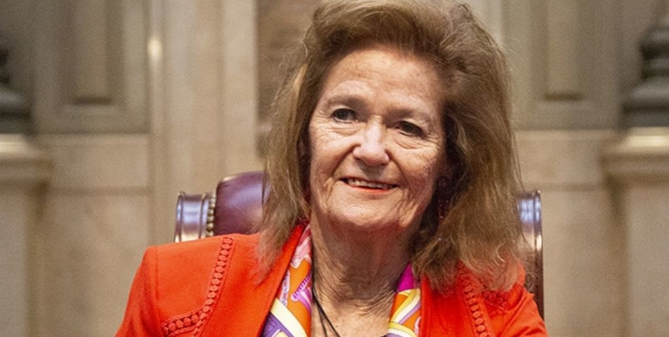 El Gobierno aceptó la renuncia de Elena Highton de Nolasco, jueza de la Corte