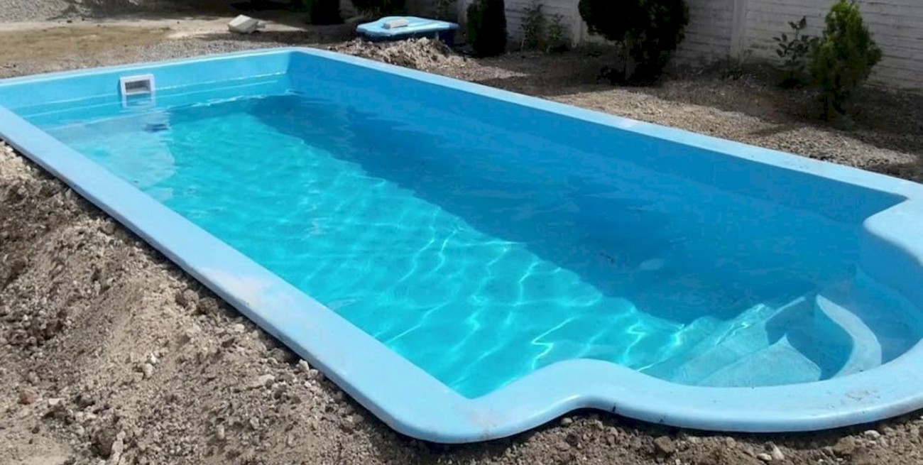 Corrientes: deberán indemnizarlo tras venderle una piscina rajada 