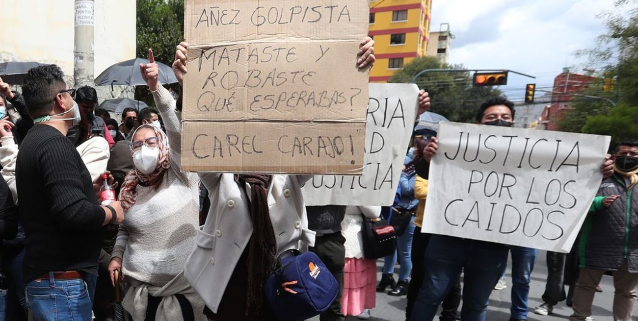 Un juez interrumpió la huelga de hambre de la expresidenta boliviana Jeanine Áñez