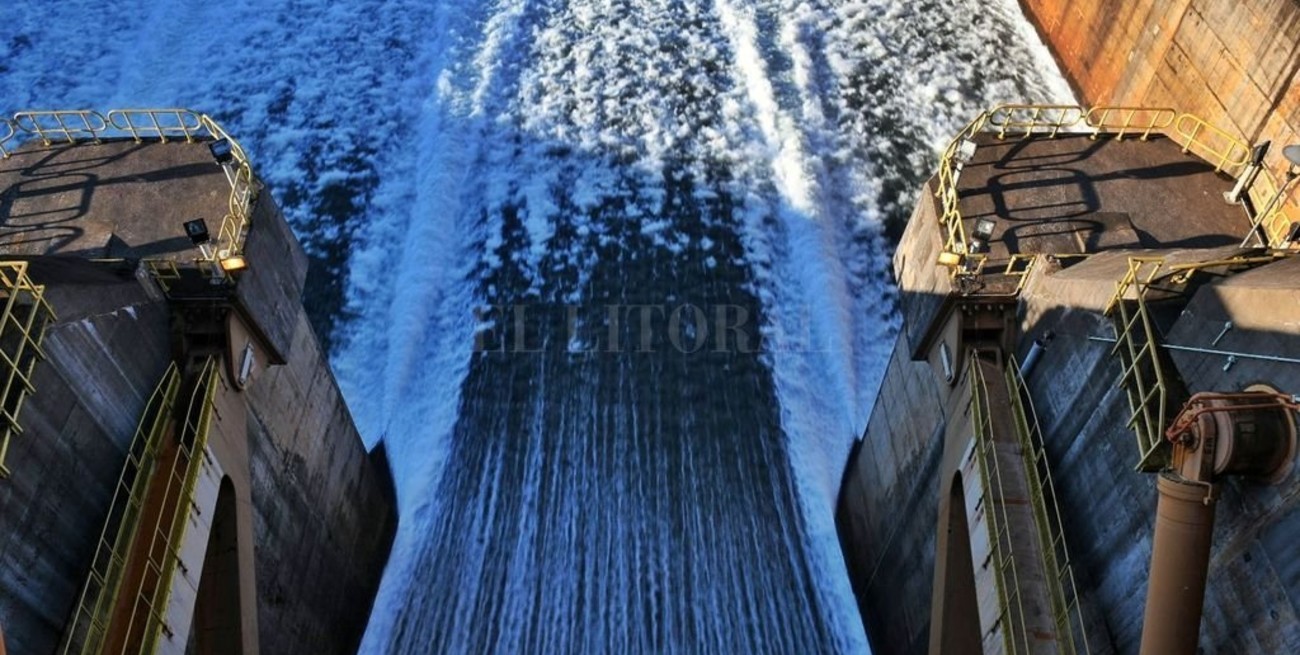 Itaipú aprobó liberar más agua en junio, pero menos de lo previsto por Argentina