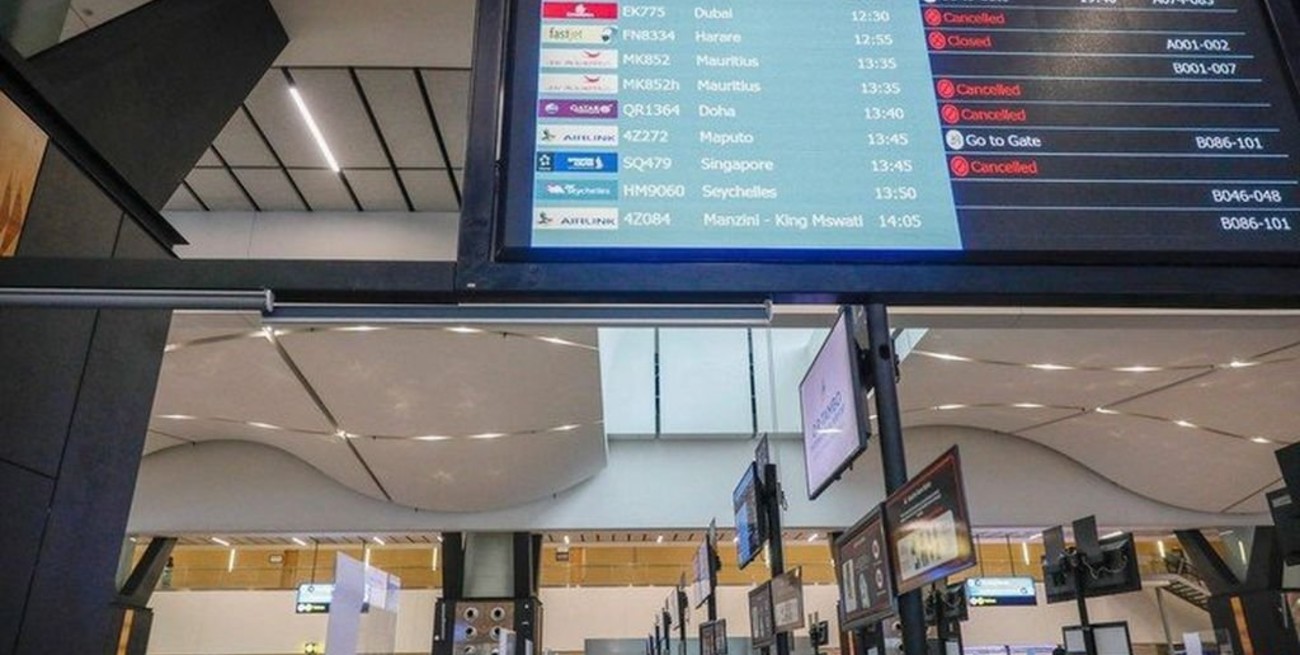 Por el avance de Ómicron, cancelan otros 1.800 vuelos este domingo en todo el mundo