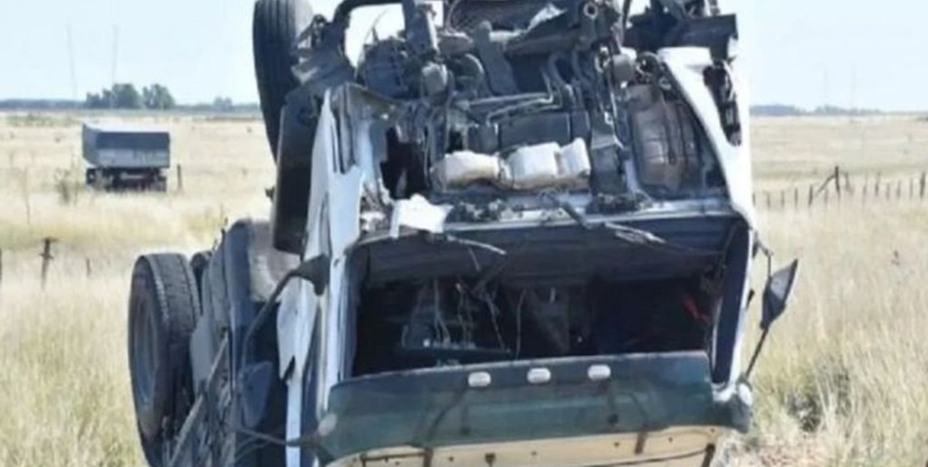 Un director del Banco Provincial de Neuquén y sus hijos de 3 y 7 años murieron en un accidente