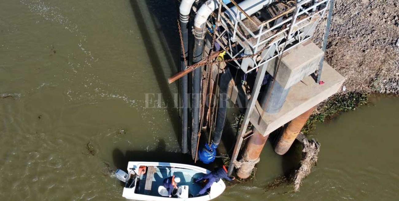 Bajante extrema en pleno verano: ¿Cómo trabajan las tomas de agua?