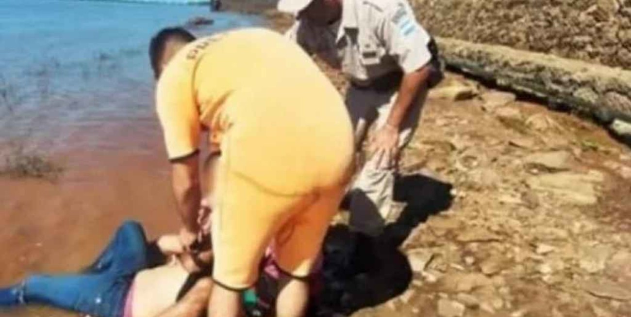 Rescataron a un hombre de las aguas del río Uruguay en Corrientes