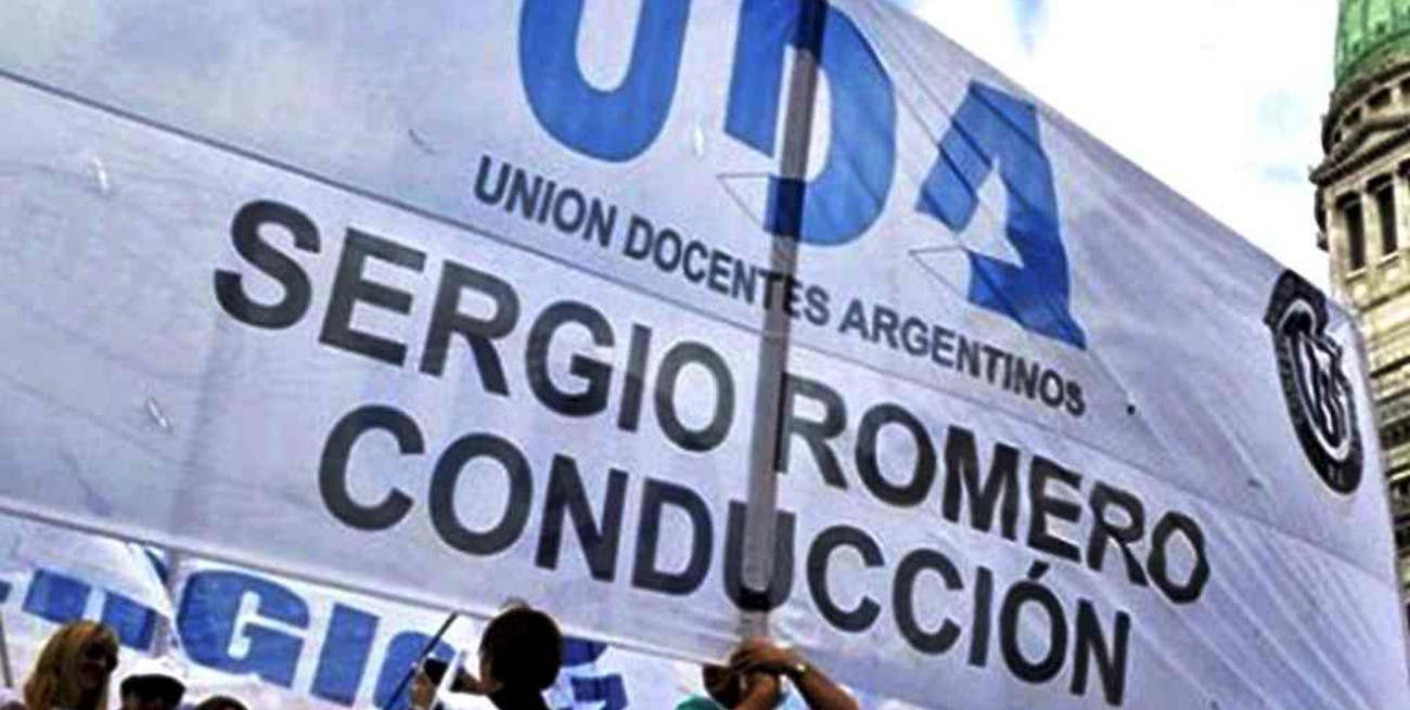 Romero: "Aumentan más los servicios públicos que el salario en Santa Fe"