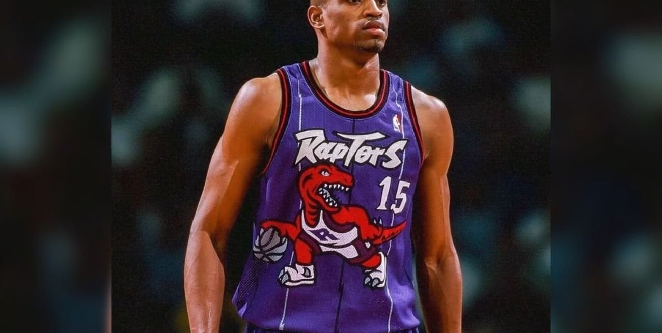 La camiseta de los Toronto Raptors de 1998-99 fue elegida como la mejor de la historia de la NBA