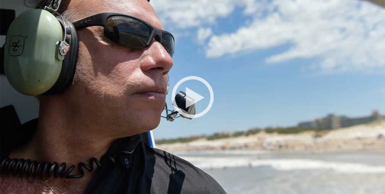Berni intentó justificar el peligroso vuelo de un helicóptero sobre la playa de Villa Gesell