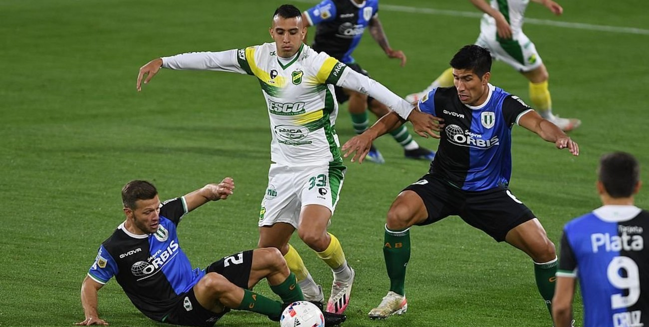 Defensa y Justicia y Banfield igualaron sin goles en Florencio Varela 