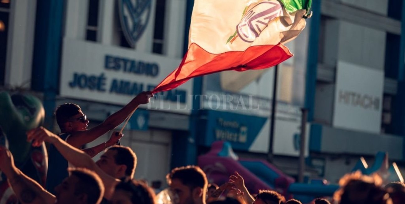 Por Covid-19, cinco jugadores de Vélez y su DT no arrancan la pretemporada 