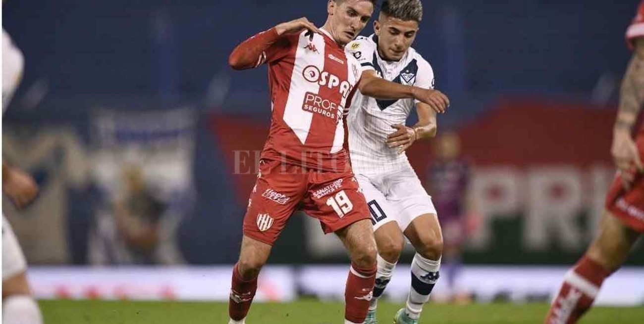 Mauro Pittón extendió su contrato en Vélez pero jugará en Arsenal de Sarandí