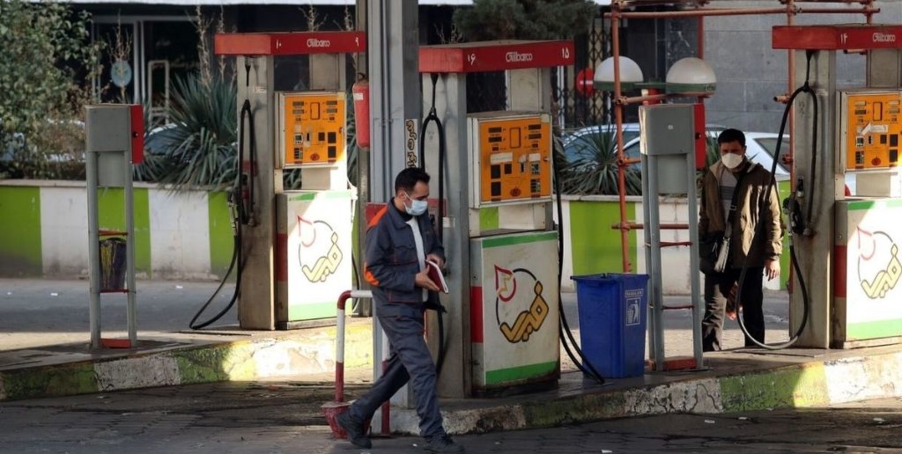 Debido a un ataque cibernético las estaciones de servicio de Irán dejaron de funcionar