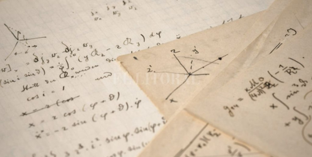 Subastan un manuscrito de Einstein a un precio récord de 13 millones de dólares