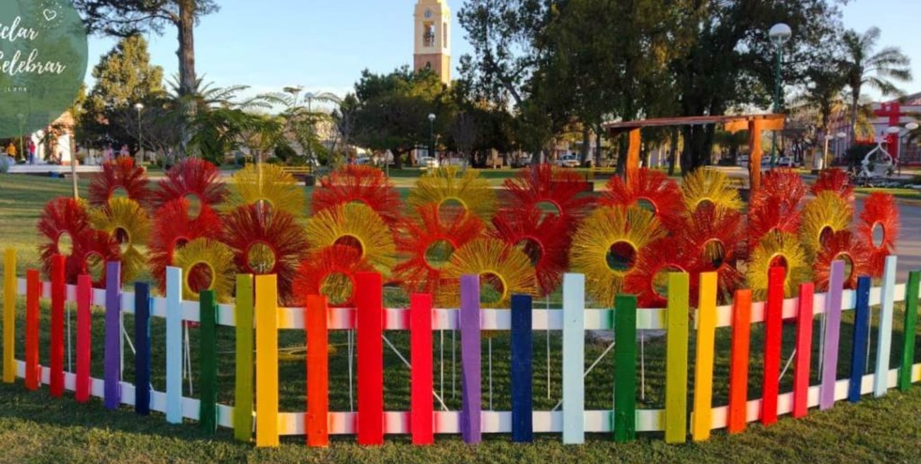 María Juana: reciclar para festejar: cuando la basura se transforma en arte