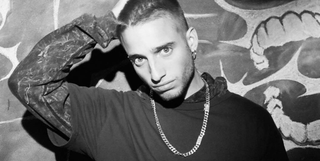 Wos lanzó "Oscuro éxtasis", su segundo disco de estudio