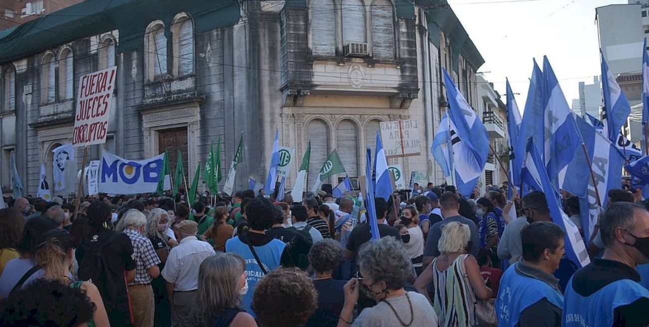 El kirchnerismo marchó contra los miembros de la Corte Suprema de la Nación