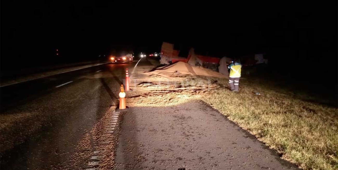 Siniestro vial y test de alcoholemia positivo en la autopista Santa Fe - Rosario