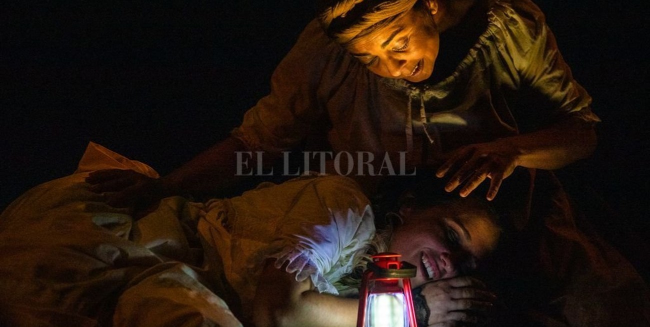 Estrenan la obra teatral "La luna en el aljibe"