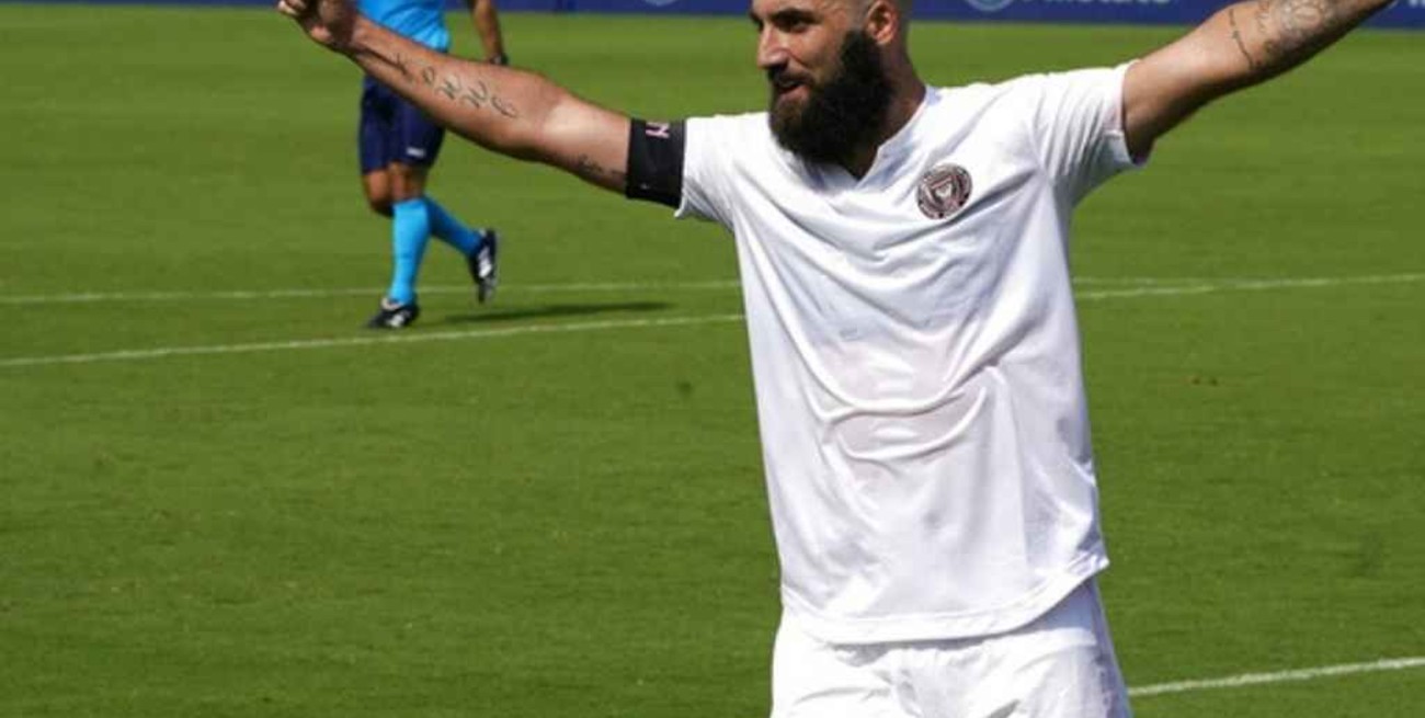 Gonzalo Higuaín podría retirarse del fútbol profesional