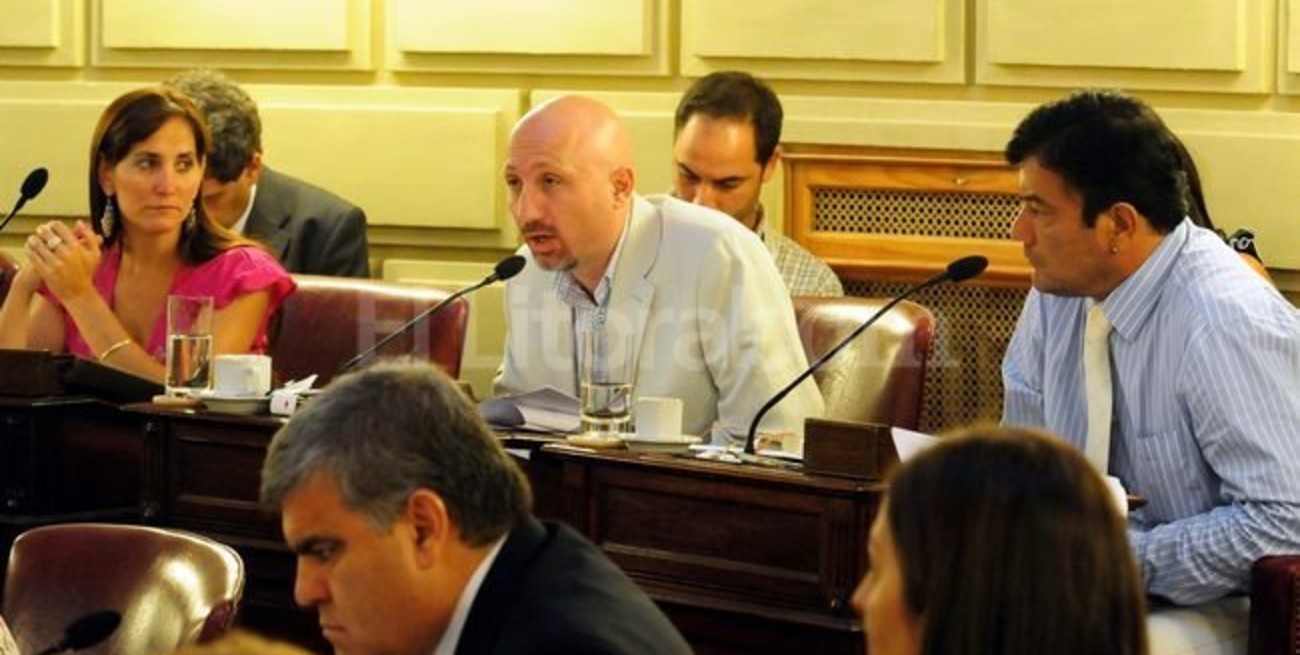 Piden medio asueto escolar por la asunción del Papa Francisco