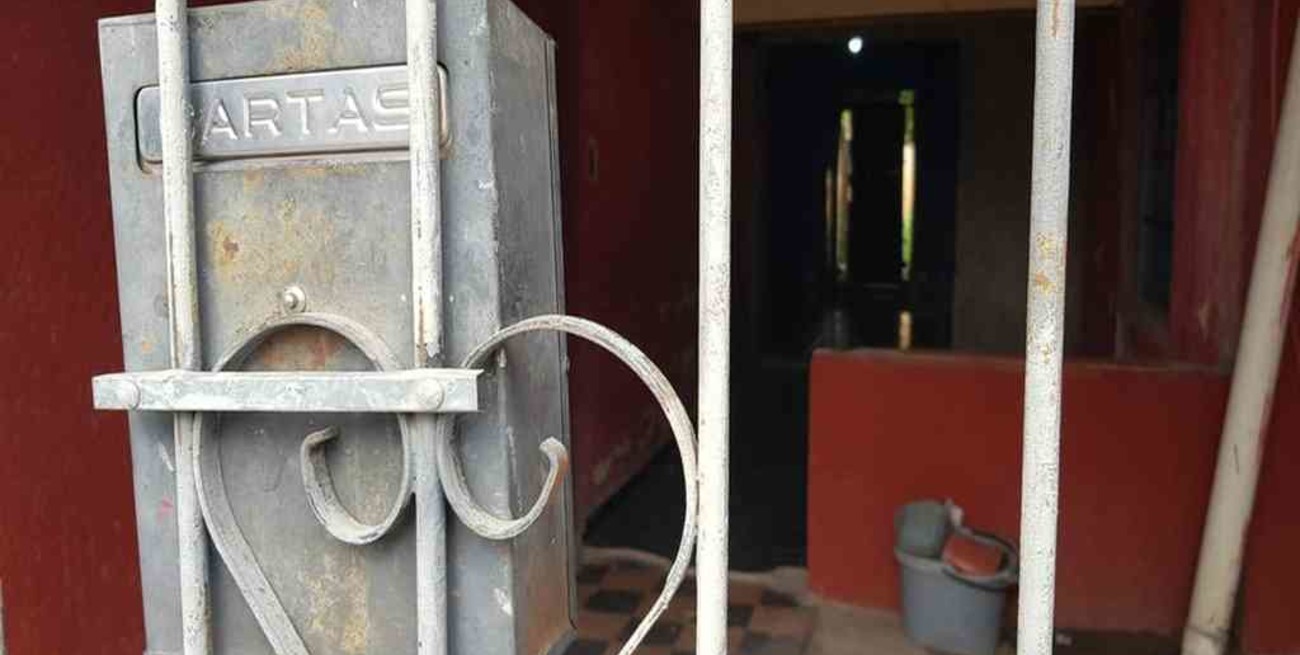 Rescataron a dos hermanos abandonados en una casa de Córdoba