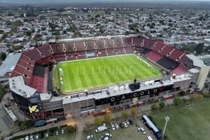 Fernando Nicola El año pasado, Colón recibió a Unión a puertas cerradas producto de la pandemia. Esta vez, el Brigadier López volverá a ser escenario de un clásico y el público sabalero podrá estar presente.