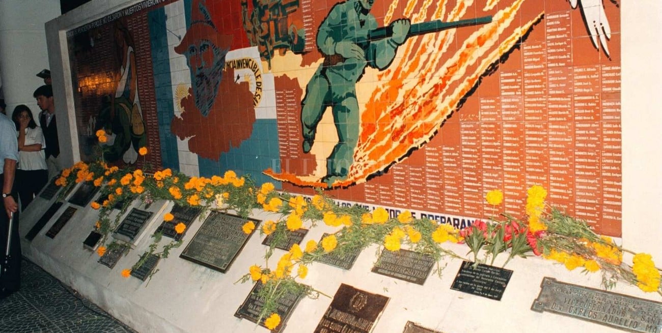 A 40 años del Monumento a los Caídos en Malvinas, persiste la memoria viva en Plaza del Soldado