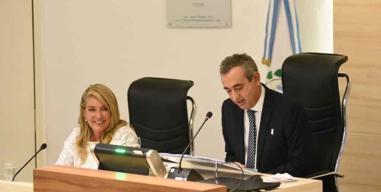 Pablo Javkin anunció un proyecto para designar jefes policiales en la apertura de sesiones