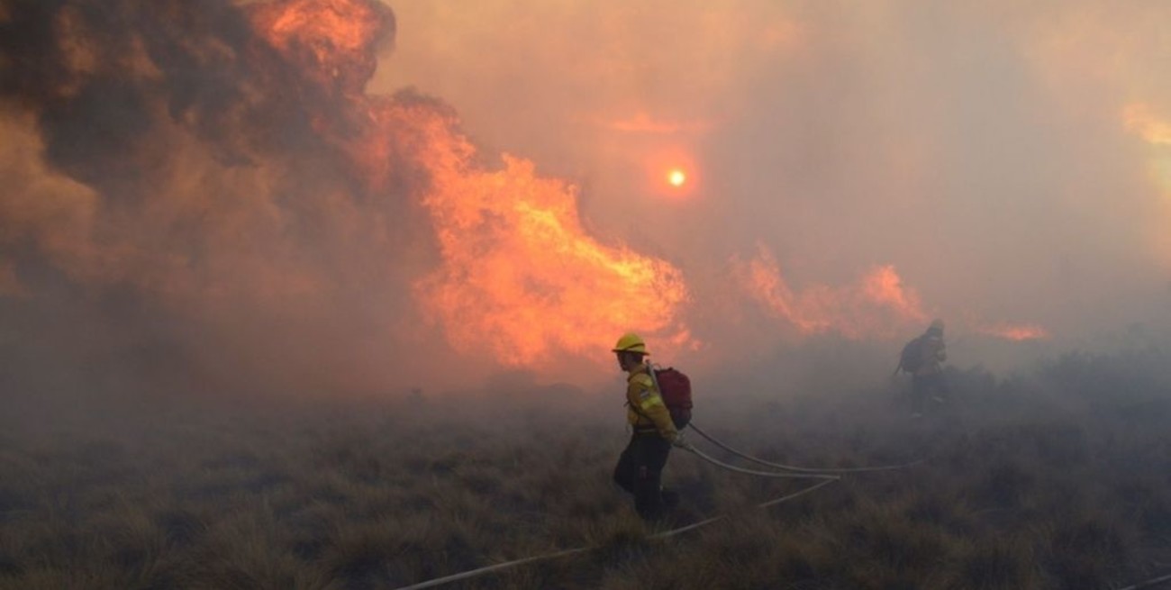 Se mantiene activo un sólo foco de incendio forestal en Argentina