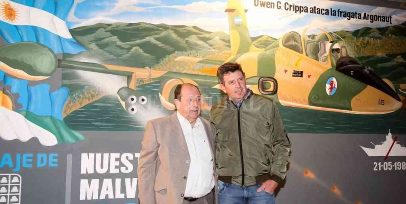 A 40 años de Malvinas, Owen Crippa disertó en Franck