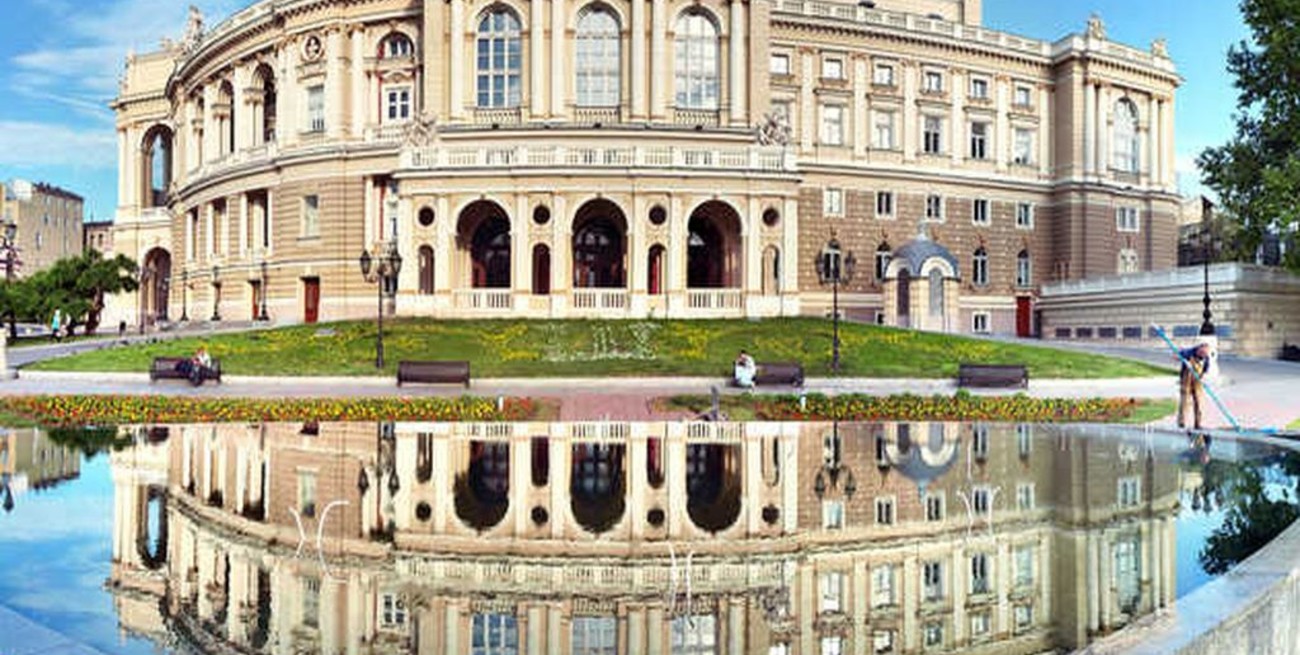 El ejército de Vladimir Putin apunta a la "perla del mar Negro": Odesa se prepara para el asedio