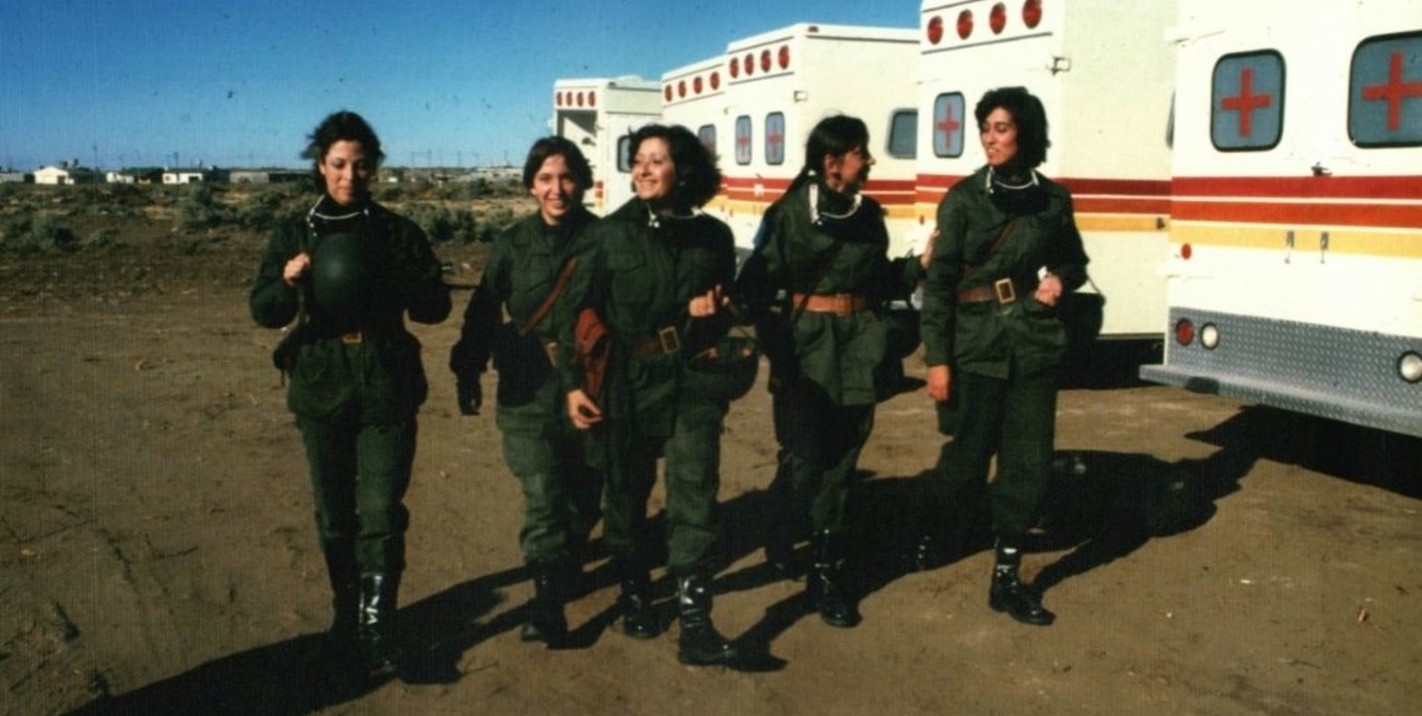 "Que estas cuatro décadas sirvan para recuperar la otra parte de la historia: la de las mujeres en la guerra"