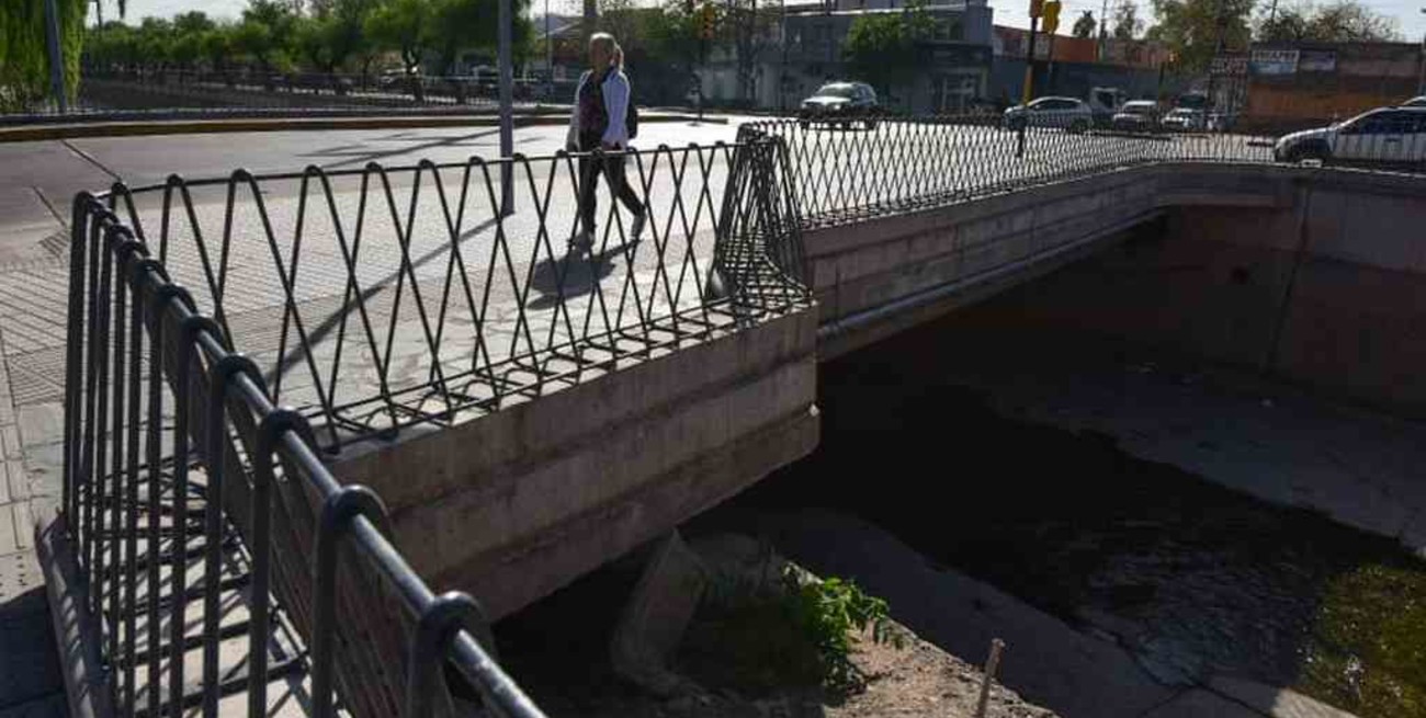 Mendoza: una venezolana en situación de calle denunció que fue violada debajo de un puente