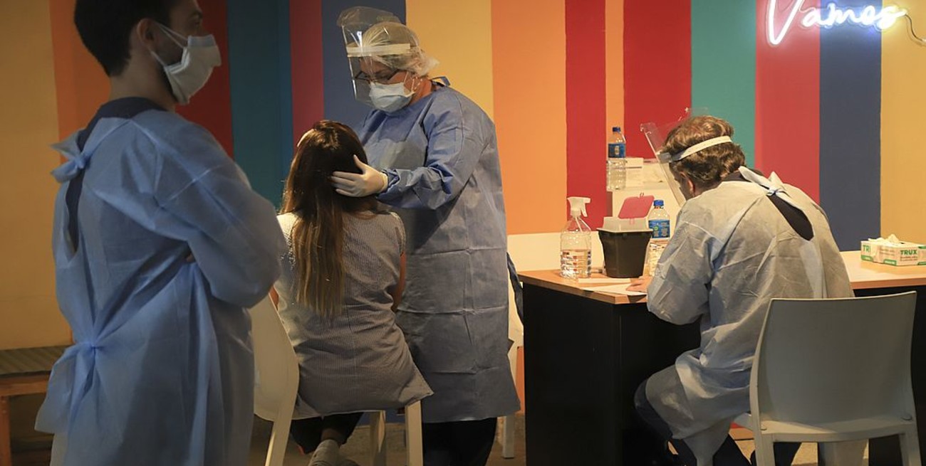 Reportaron 22 muertos y 2.784 nuevos contagios de coronavirus en la Argentina