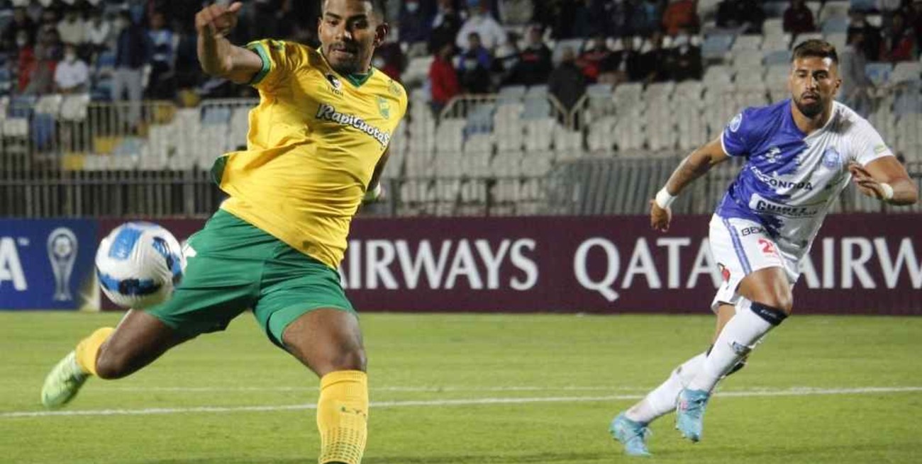 Defensa y Justicia venció a Antofagasta por 3 a 1 en Chile por la Copa Sudamericana 