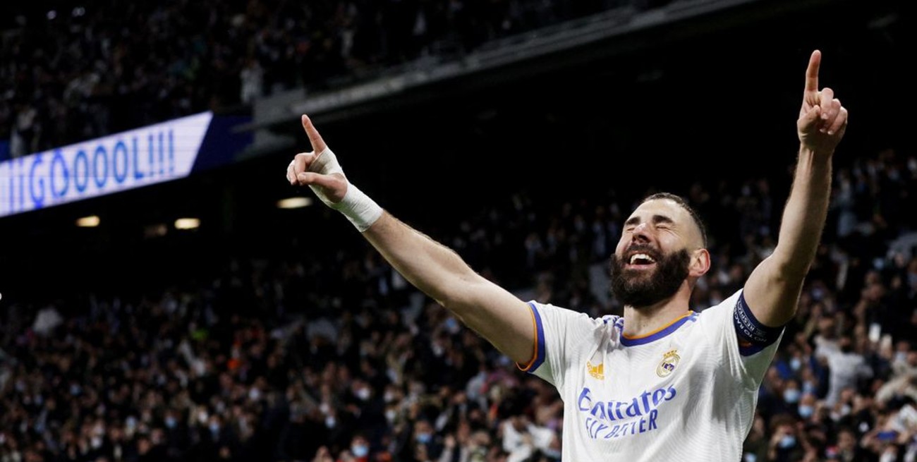 Con tres goles de Benzema, Real Madrid le ganó al PSG y pasó a los cuartos de final