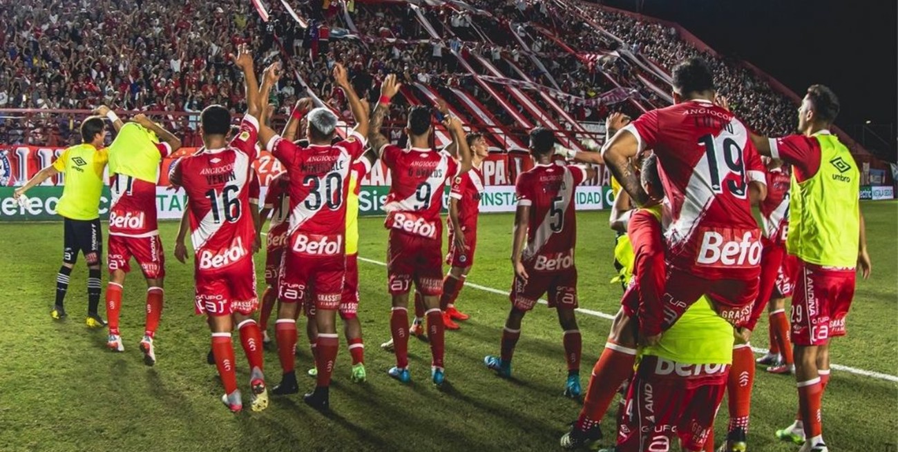 Así quedó la tabla de posiciones tras los encuentros del lunes