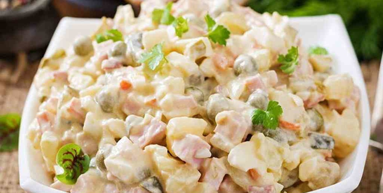 Buenos Aires: dos mujeres se intoxicaron tras haber comido ensalada rusa en un restaurante