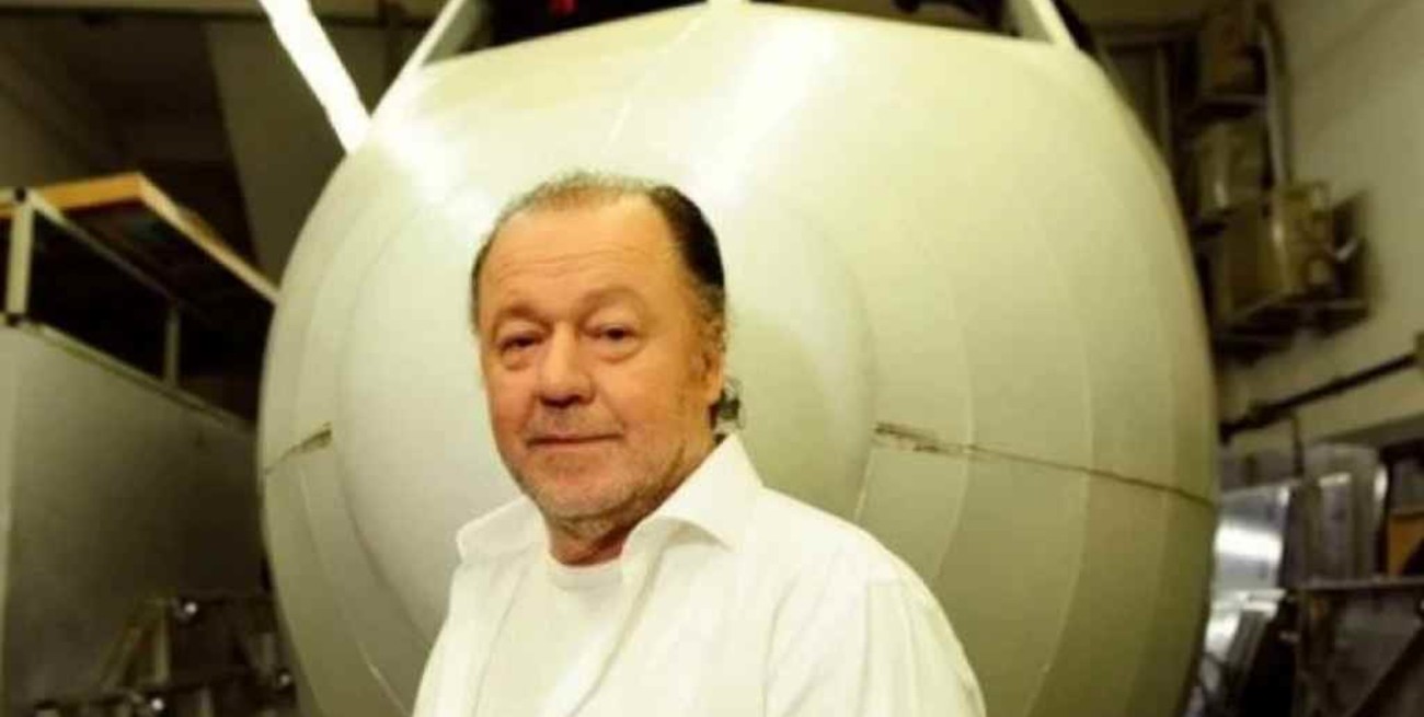 Le negaron el ingreso a Polonia al avión de Enrique Piñeyro, que se dirigía a rescatar refugiados ucranianos