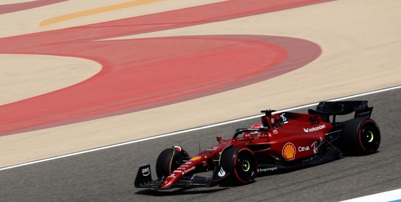 Lecrerc se quedó con el mejor tiempo en los primeros entrenamientos en Bahréin
