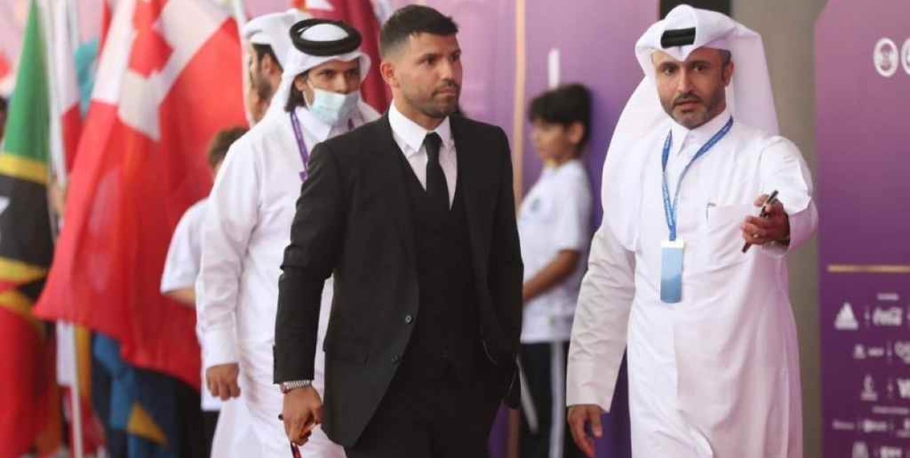 Finalmente, el "Kun" Agüero confirmó que no irá a Qatar con la delegación de la Selección Argentina 