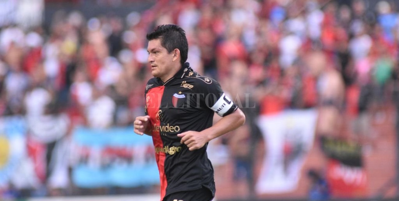 Colón visita a Lanús con la promesa de un atractivo partido