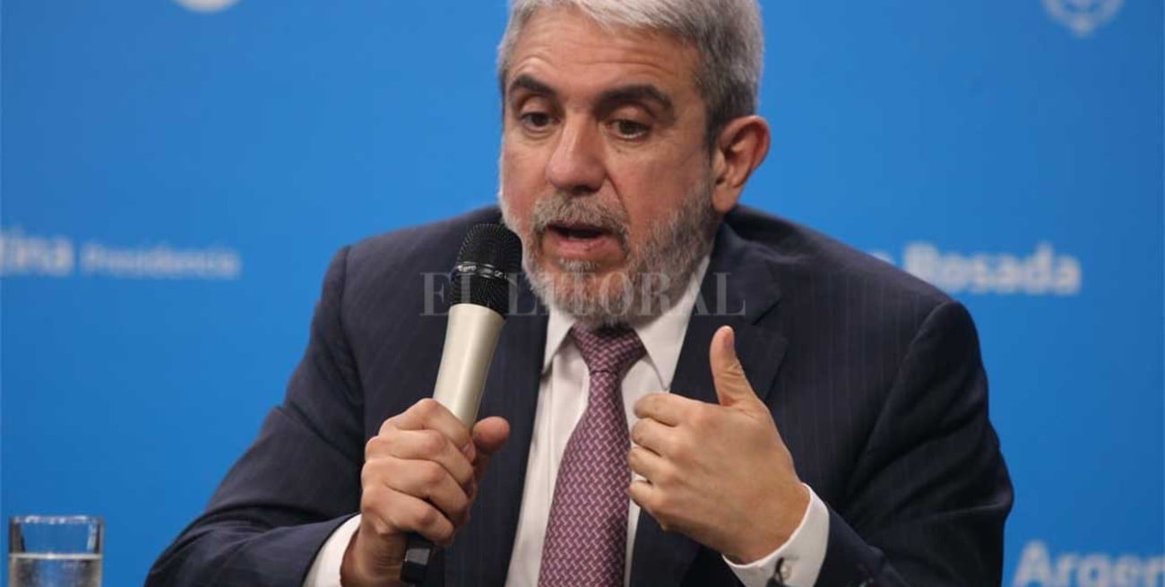 "Me importa un culo", dijo Aníbal Fernández al contratar al adiestrador de perros del presidente