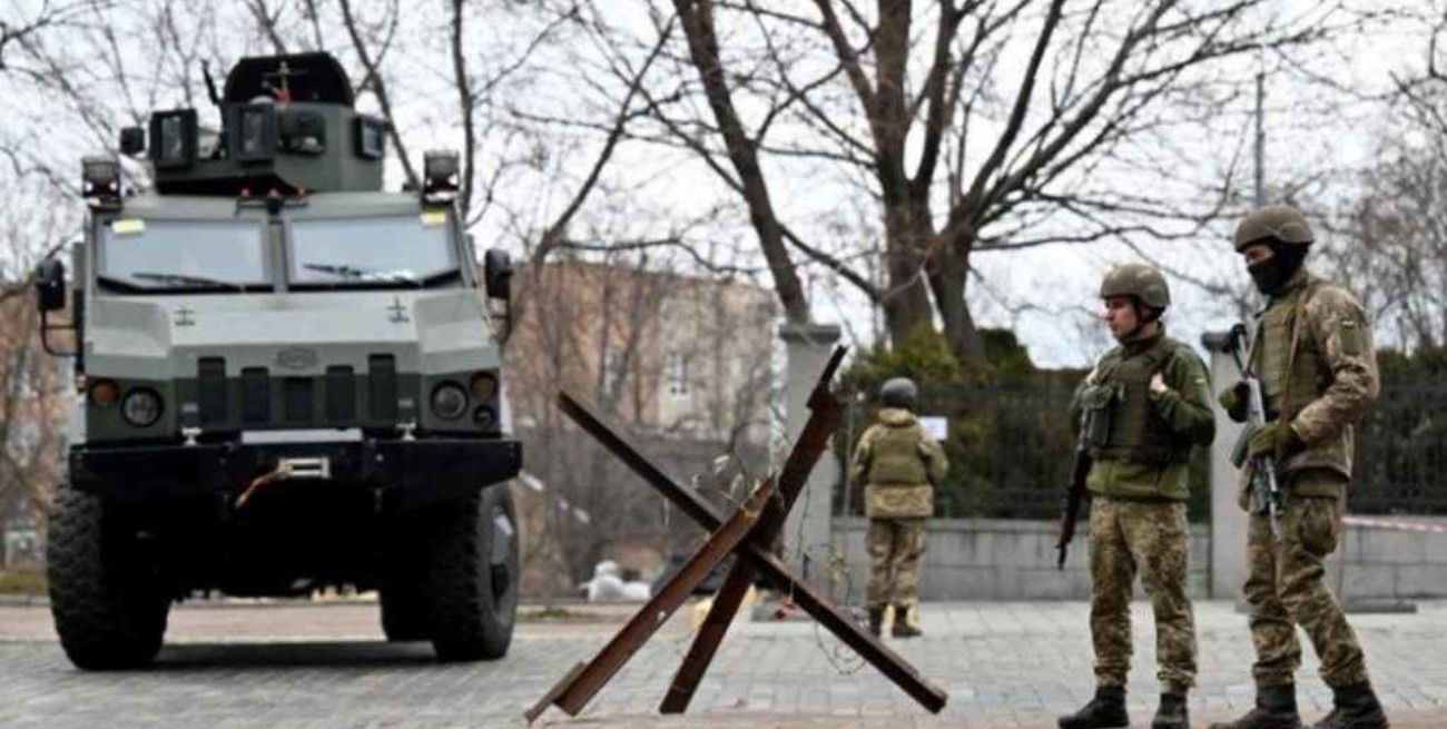 Es argentino, se postuló para ir a la guerra y recibe amenazas porque "Ucrania no estuvo presente en el tema Malvinas"