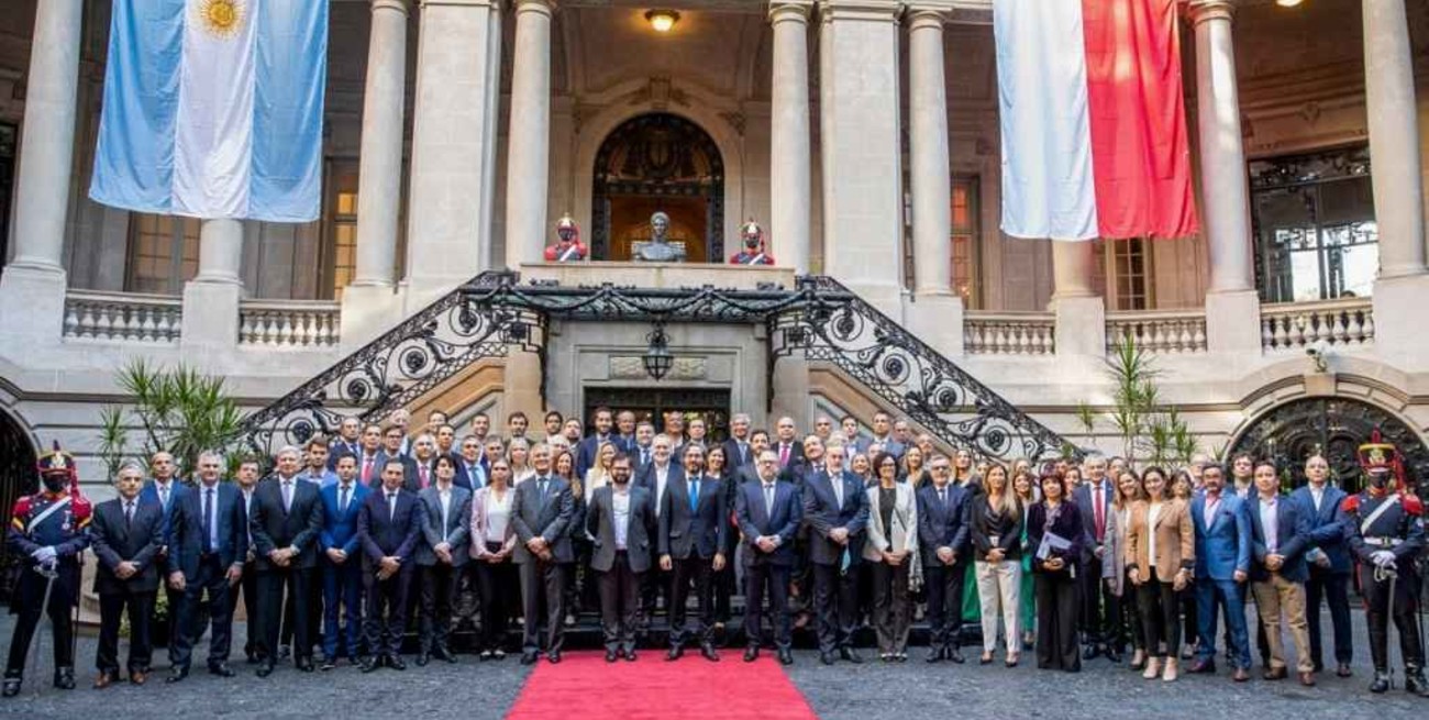 Funcionarios y empresarios argentinos y chilenos relanzaron la agenda económica