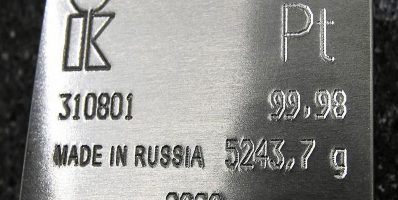 La industria automotriz mundial en alerta por falta de níquel, paladio y gas neón