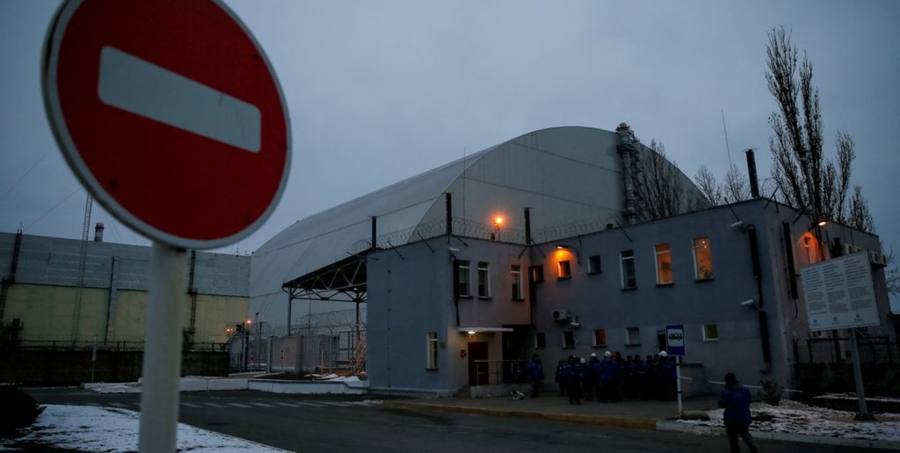 Rusia estaría moviendo tropas de Kiev y retirándolas de Chernóbil