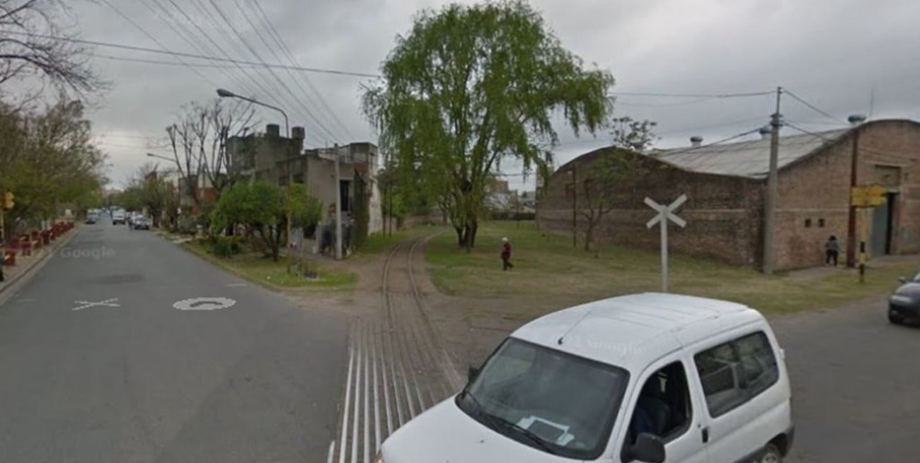 Asalto y tiroteo en las calles de barrio Candioti de Santa Fe