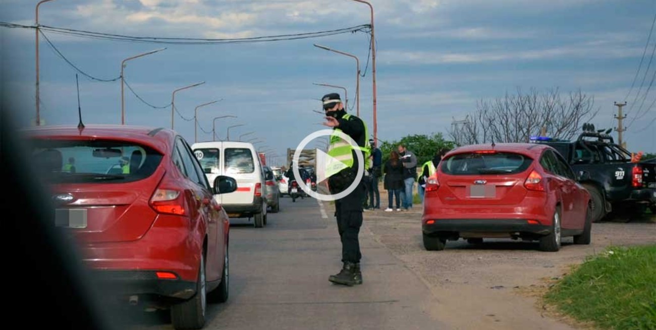 Se registran demoras en el Puente Carretero por encuestas programadas